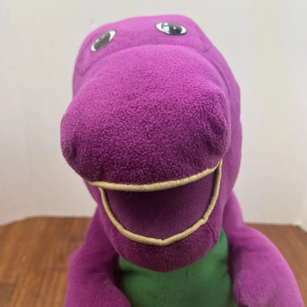 Barney 18
